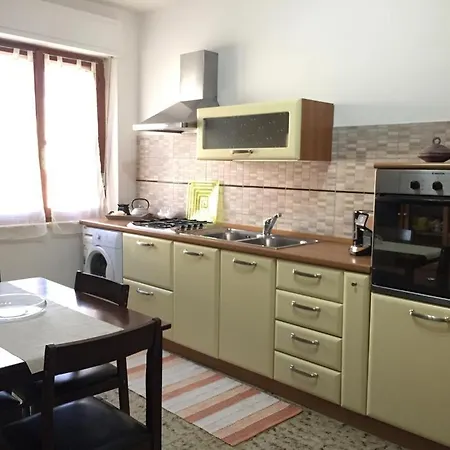 Atir Apartment *